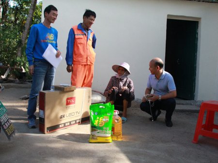 明佳園林環(huán)衛集團幫扶三亞貧困戶脫貧